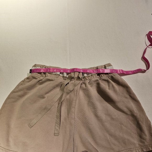 Gymshark Drawstring Shorts Size Small Tan/Khaki - Picture 6 of 7